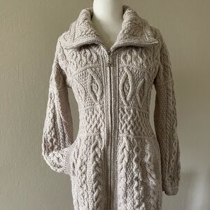 Aran Crafts Women’s 100% Wool Sweater Jacket Size M Natural, LN